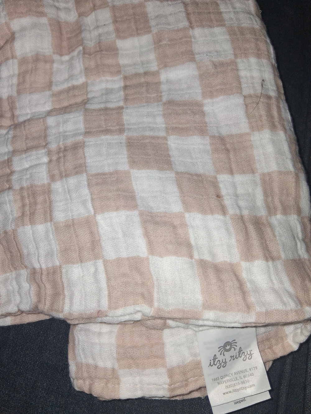 Itzy Ritzy Cream & Blush Checkered Breastfeeding Cover 2 Pack